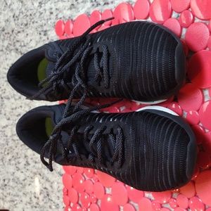 Asics Women's Black athletic shoes size 8.5